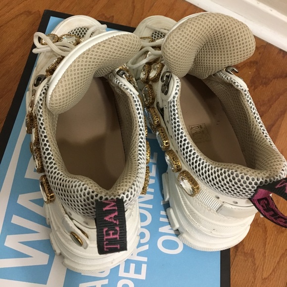 Gucci - Picture 4 of 6